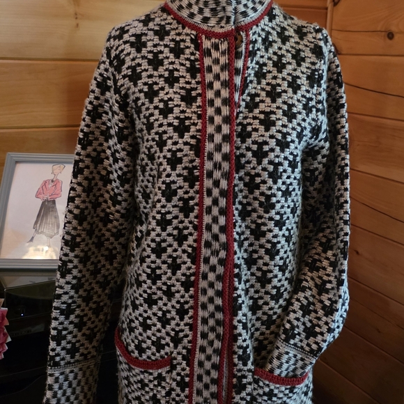 Chico's Monochrome Patterned Jacket with Red Accents - Picture 1 of 3